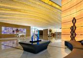 vestibulo impresionante hotel ultramoderno