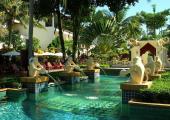 piscina exterior boat house resort 