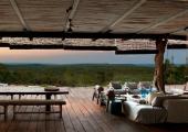 amplia terraza resort africa