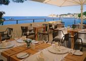 Restaurante del hotel ofrece cocina mediterránea cocina excelente disfrutar vistas