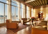 salon grandes ventanales vistas