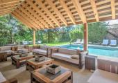 terraza cubietra piscina externa