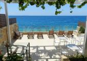 Vacaciones en tranquilidad y paz en el simpático b&b albanes desayuno terraza hotel playero albania
