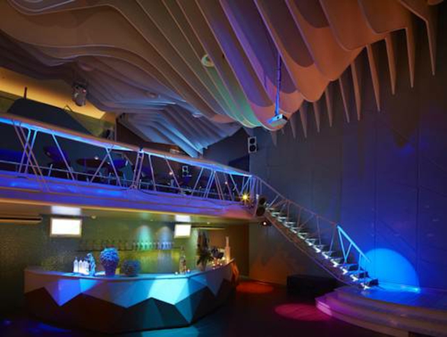 bar tres niveles deco chic