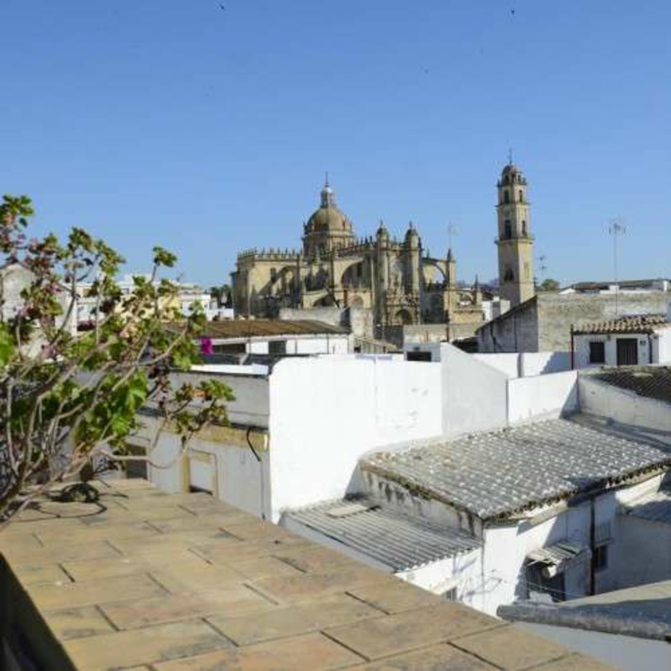 La terraza del hotel ofrece vistas magnificas a la Catedral azotea vistas hotel jerez