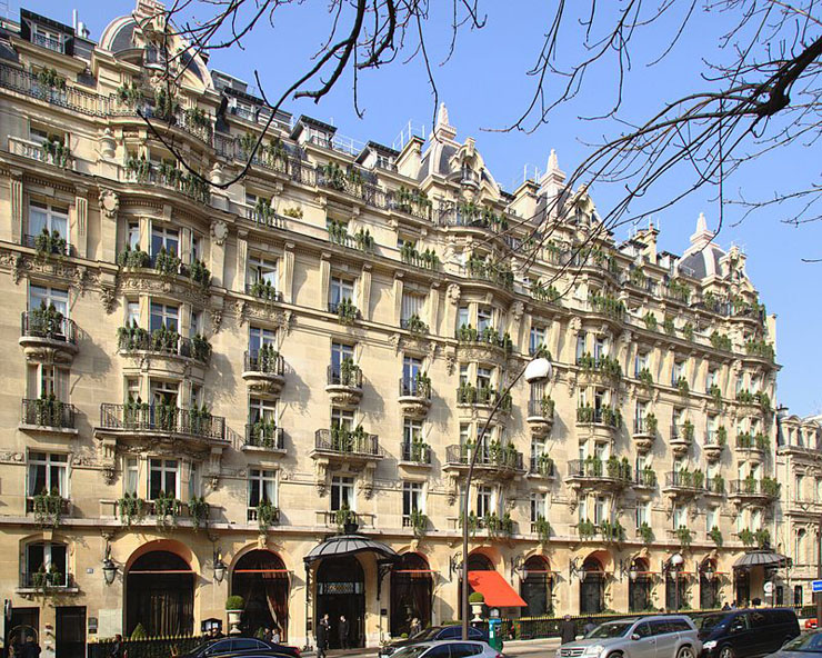 fachada conservada historico hotel