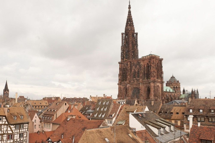 . B&B Le Loft 13 Strasbourg está cerca de lugares históricos y culturales leloft13 centrociudad historica estrasburgodiseno elegante estilo rustico